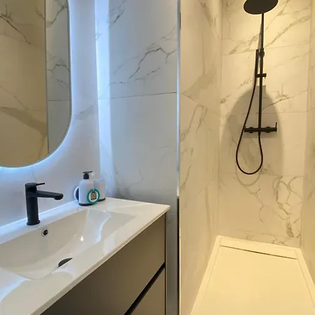 T4 Au Coeur Du Triangle D'or Apartment