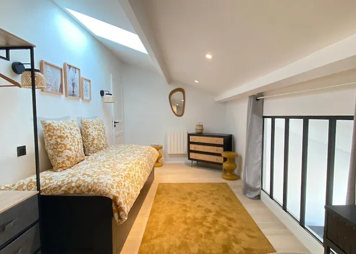 T4 Au Coeur Du Triangle D'or شقة