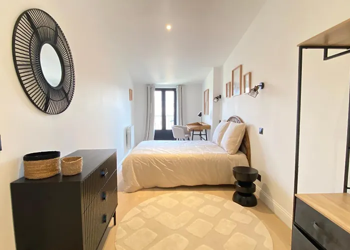 T4 Au Coeur Du Triangle D'or * بوردو